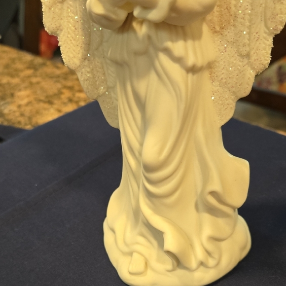 IAC International Pink and White Angel Accent Decor - Picture 7 of 15